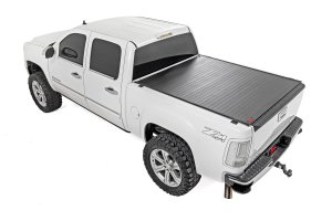 Chevrolet Silverado 1500 Hard Roll Up Bed Cover - Rough Country - Sleek Flush, Low-Profile Design - Matte Black - '07-'13
